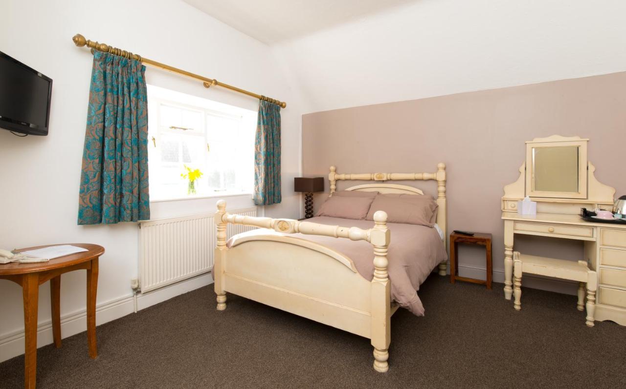 Oxwich Bay Hotel Swansea Bagian luar foto